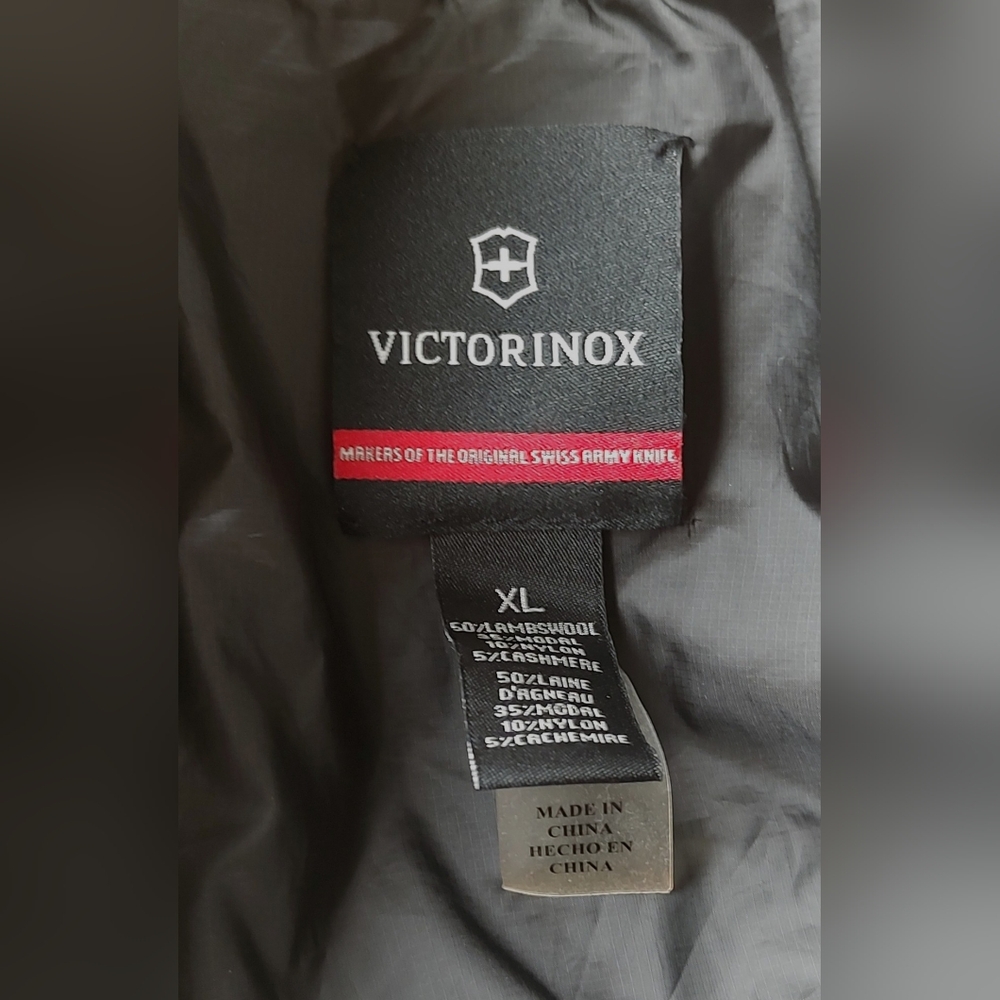 2000's Victorinox lambswool sleeve quilted jacket men's size XL - Picture 2 of 4